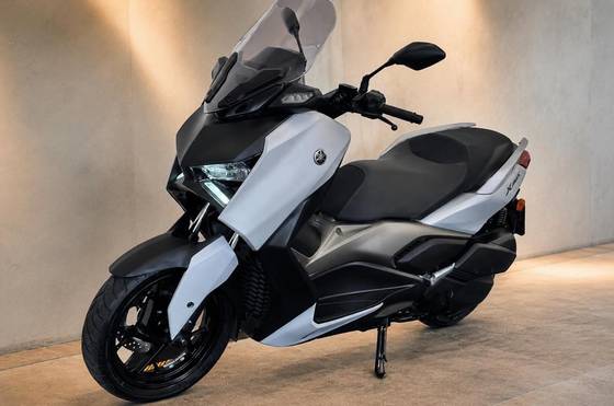 YAMAHA XMAX 250 CONNECTED ABS YAMAHA XMAX 250 CONNECTED ABS